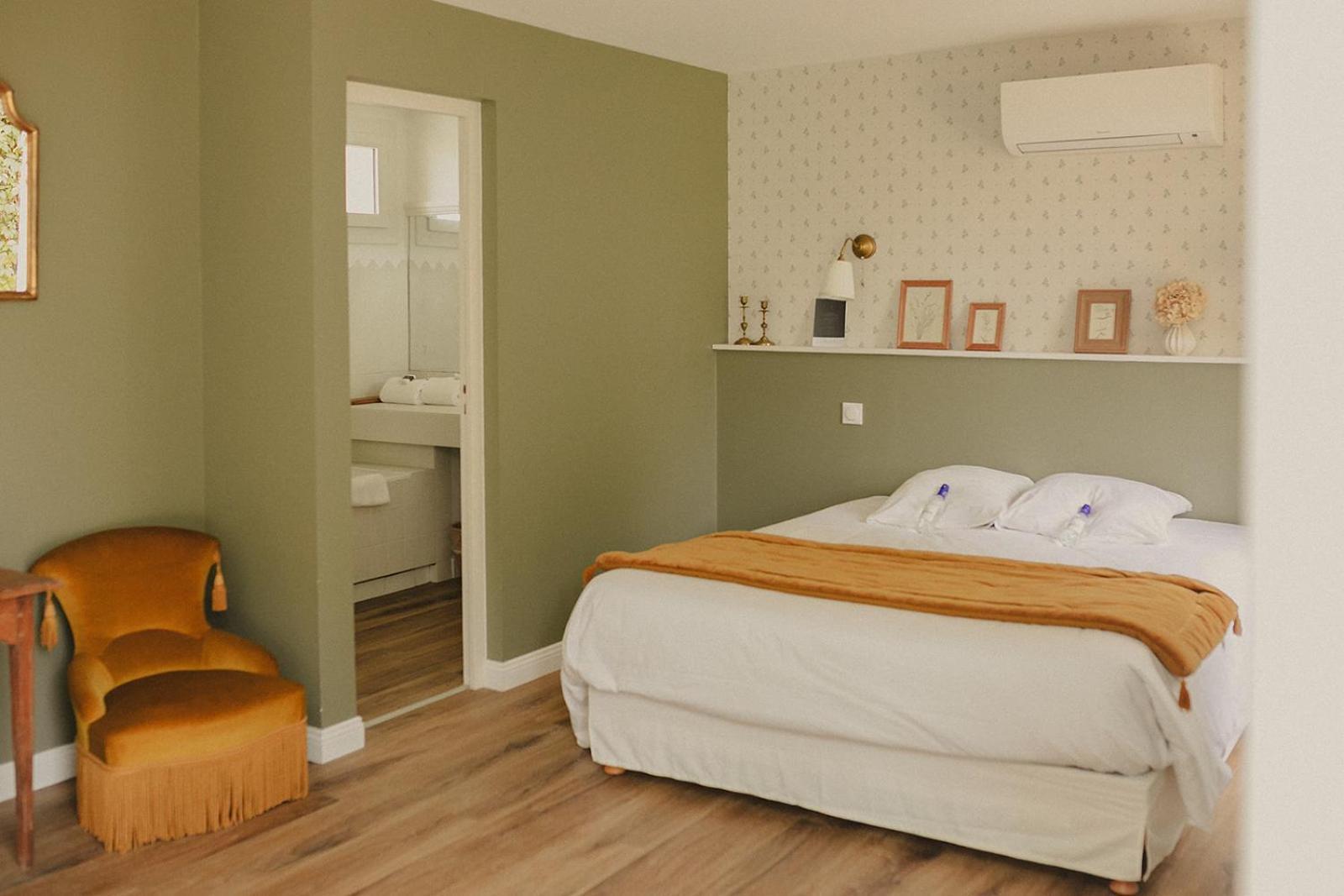 Domaine De Bassibe Bed and Breakfast Ségos Εξωτερικό φωτογραφία