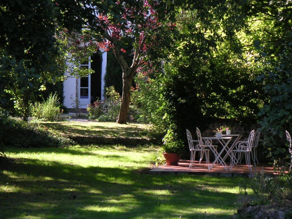 Domaine De Bassibe Bed and Breakfast Ségos Εξωτερικό φωτογραφία