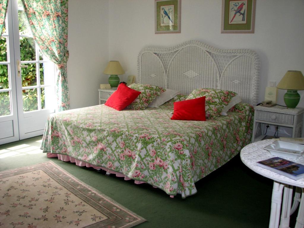 Domaine De Bassibe Bed and Breakfast Ségos Δωμάτιο φωτογραφία