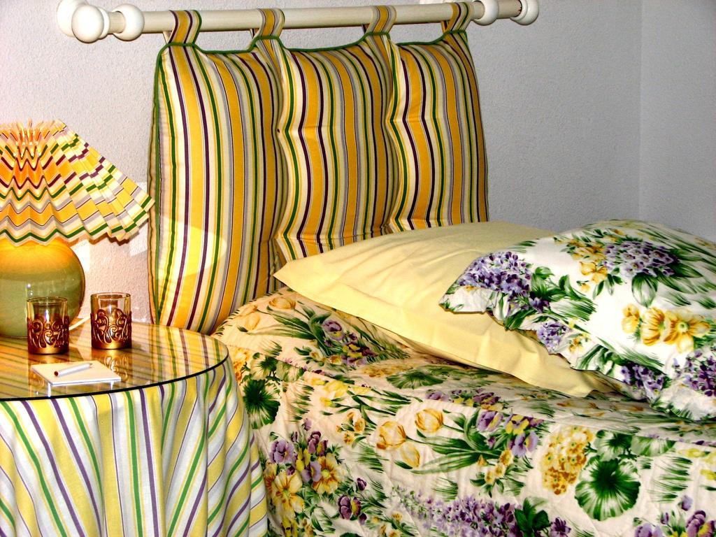 Domaine De Bassibe Bed and Breakfast Ségos Εξωτερικό φωτογραφία